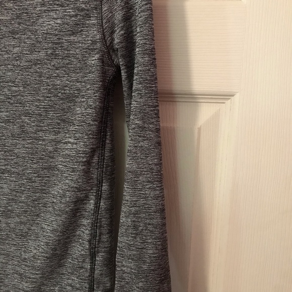 Russell Athletic Active LS Shirt Boys Small 6-7 - Picture 5 of 8